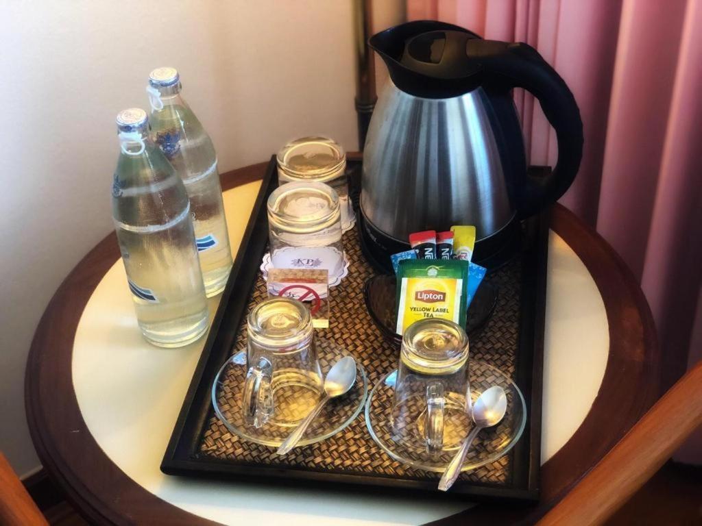 庄他武里大酒店 尖竹汶 外观 照片