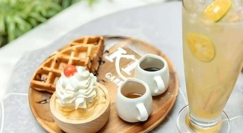 庄他武里大酒店 尖竹汶 外观 照片